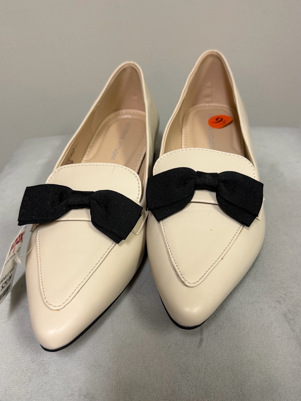Adrienne Vittadini Cream Pointed Loafers with Black Bow